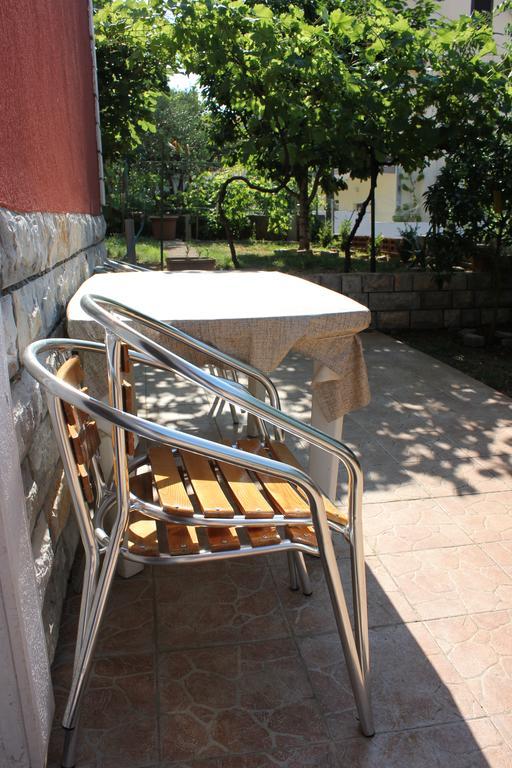 Toni Apartament *