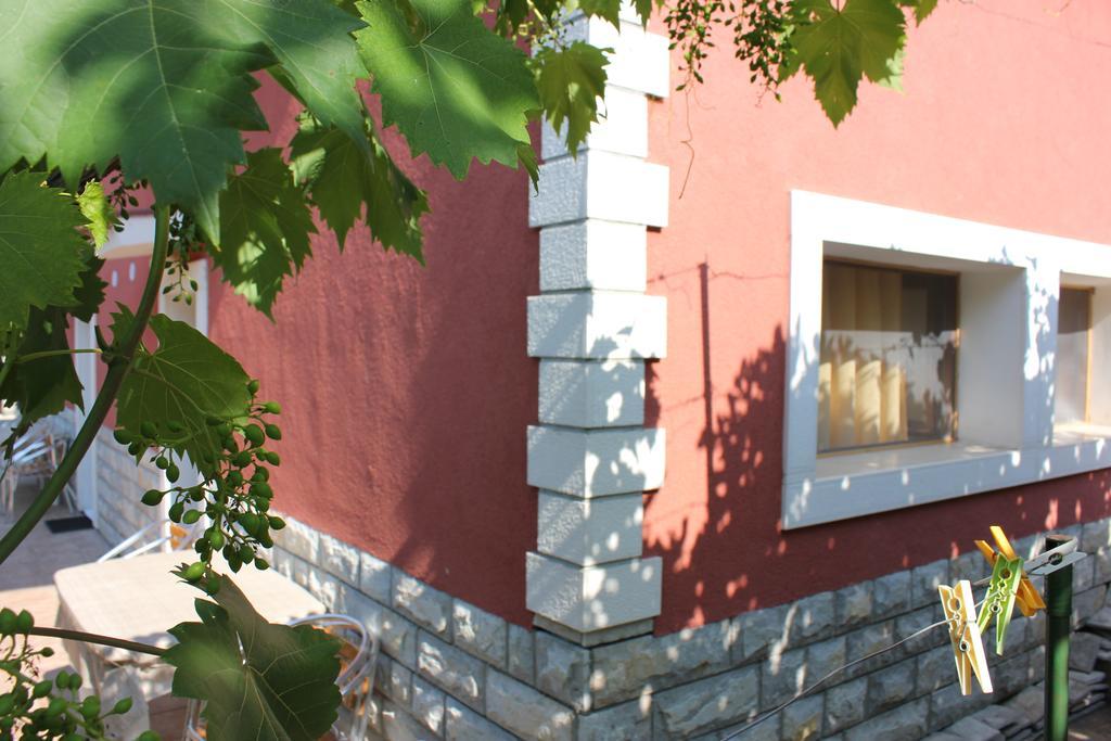 Apartament Toni *
